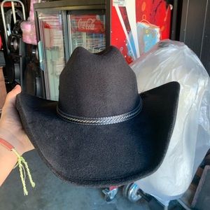 Vaquero/Cowboy hat
